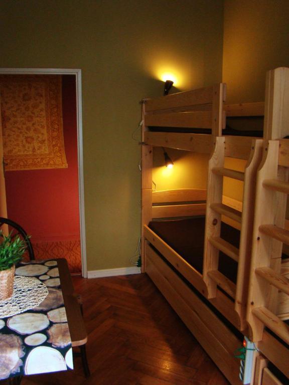 Hostelik Wiktorianski Лодзь Экстерьер фото