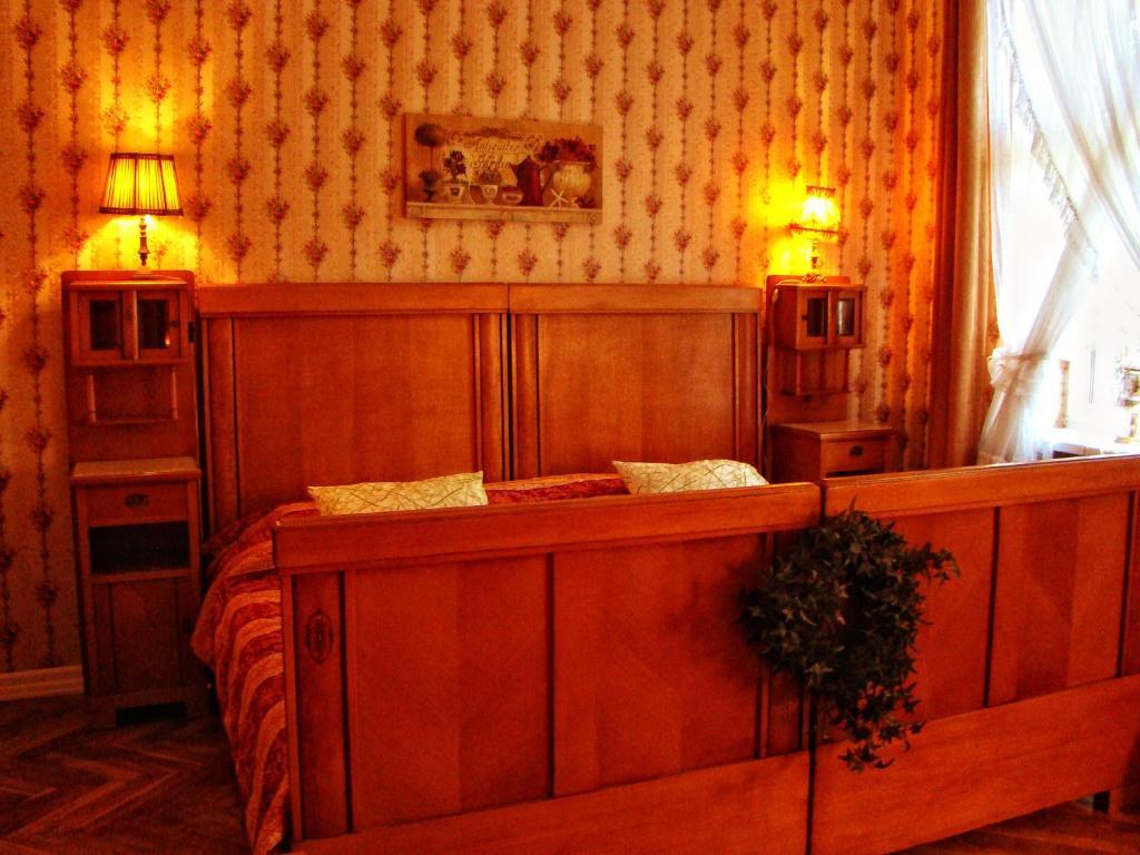 Hostelik Wiktorianski Лодзь Экстерьер фото